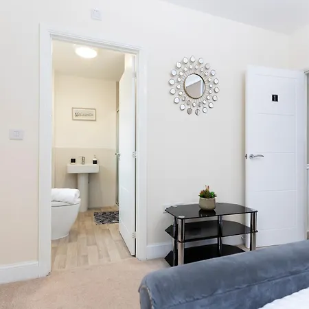 Supreme House Apartment *
