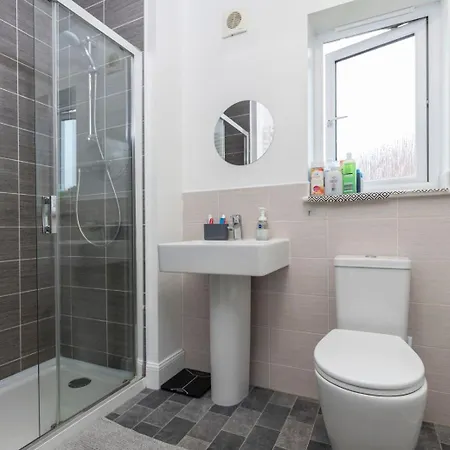 Supreme House Apartment *